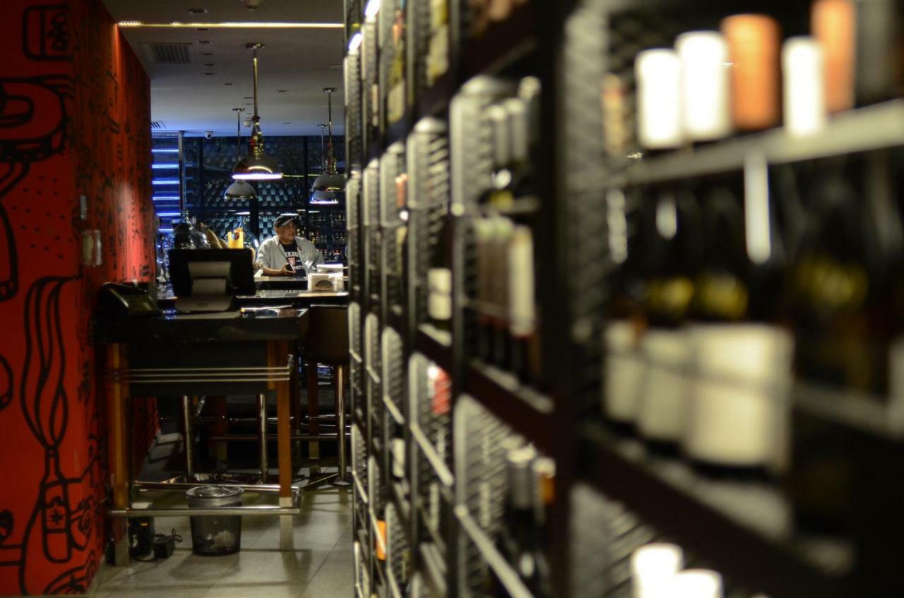 Hotel Cumbres Lastarria Santiago Exterior photo Wine cellar